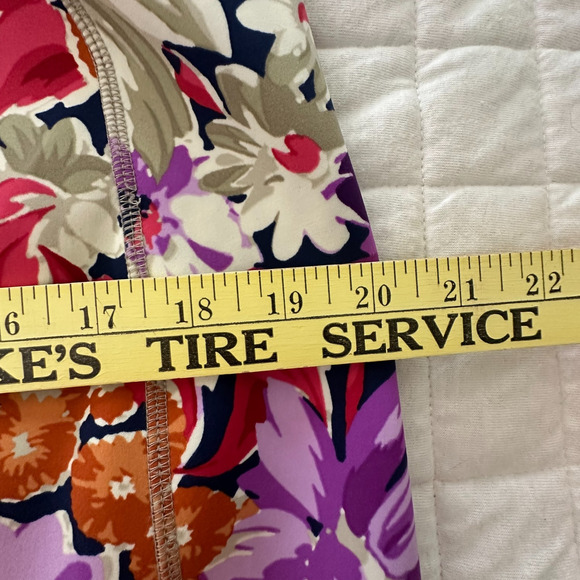 J MACLAUGHLIN Womens Skirt Large Purple Floral Tropical Stretch Pull On Preppy - Picture 7 of 8